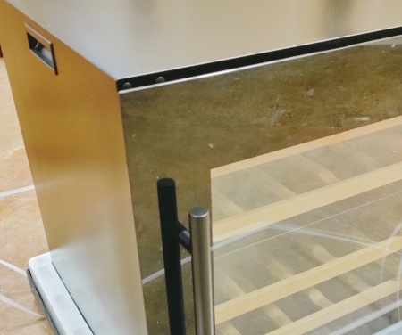 Винный шкаф MC Wine W35B встраиваемый в колонну двухзонный